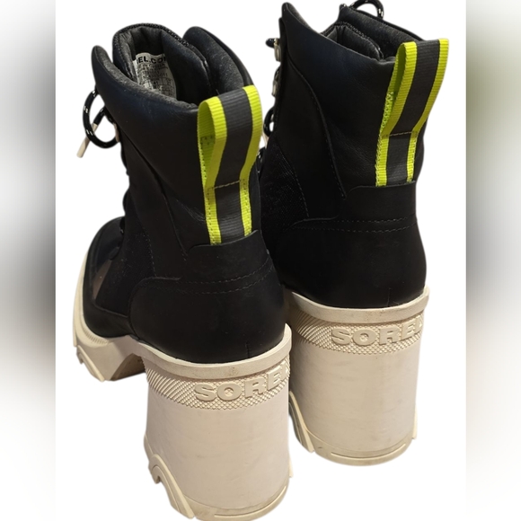 Sorel Brex Heel- Chalk Size 10 - Picture 7 of 12